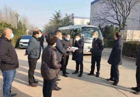 安陽(yáng)市委副書(shū)記、市長(zhǎng)高永深入集團(tuán)公司援建文峰區(qū)方艙隔離點(diǎn)改建項(xiàng)目實(shí)地調(diào)研